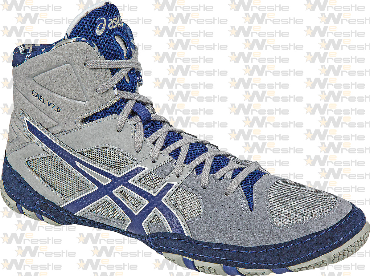 White and clearance blue wrestling shoes